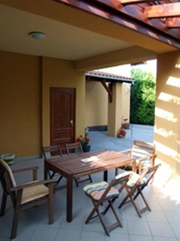 Ilona Apartmanhaz โคมารม ห้อง รูปภาพ